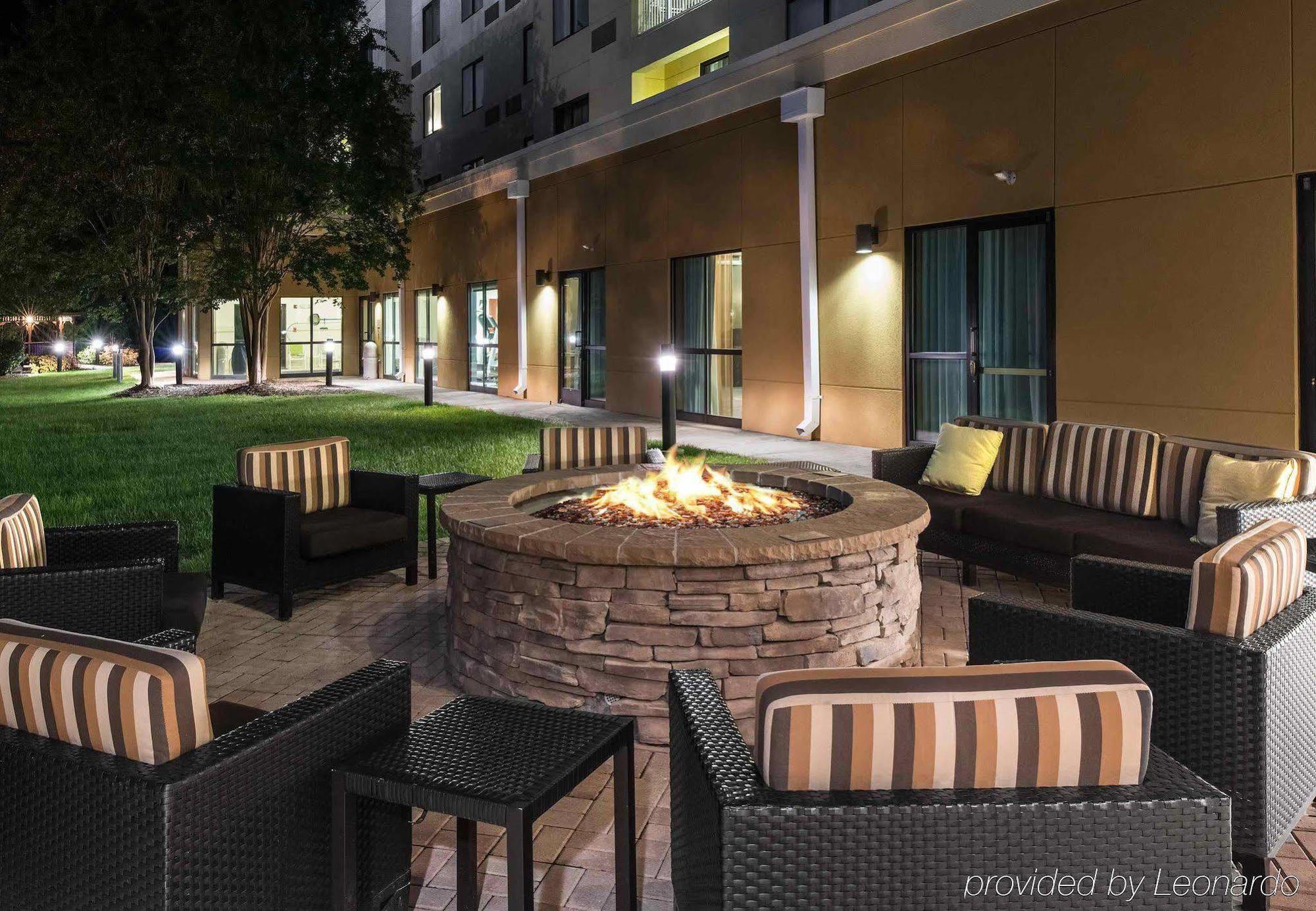 Hotel Courtyard By Marriott Charlotte Gastonia Extérieur photo